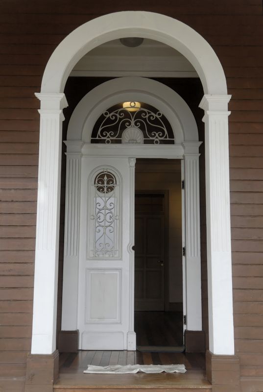 Arch Top Door